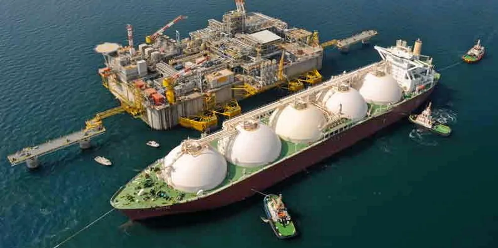 The 137,661-cbm LNG carrier Dukhan (built 2004) — seen here under earlier colours in a shot from 2009 — has been laid up.