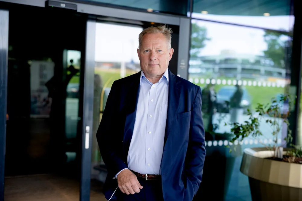 Svein Harald Øygard er allerede ute av Norwegian-styret og bruker mer tid på flyet til og fra ørkenstaten Arizona i USA, der han har investert i en gullgruve. Nå tar han også rollen som styreleder i Gold Road.