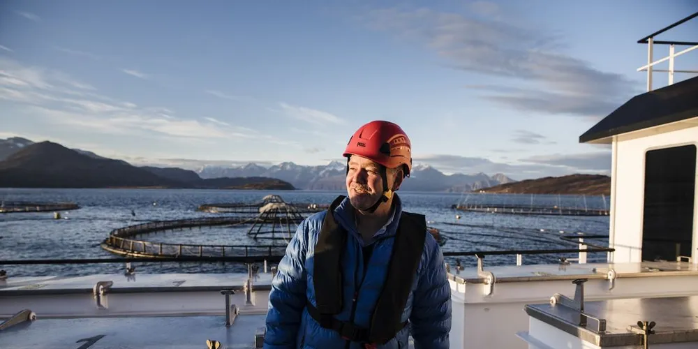 Stig Nilsen, konserndirektør havbruk i Lerøy Seafood Group må godta at en halvering av MTB-grensen på Langskjæra utenfor Frøya- Årsaken er luseskandalen fra i fjor. Foto: DN