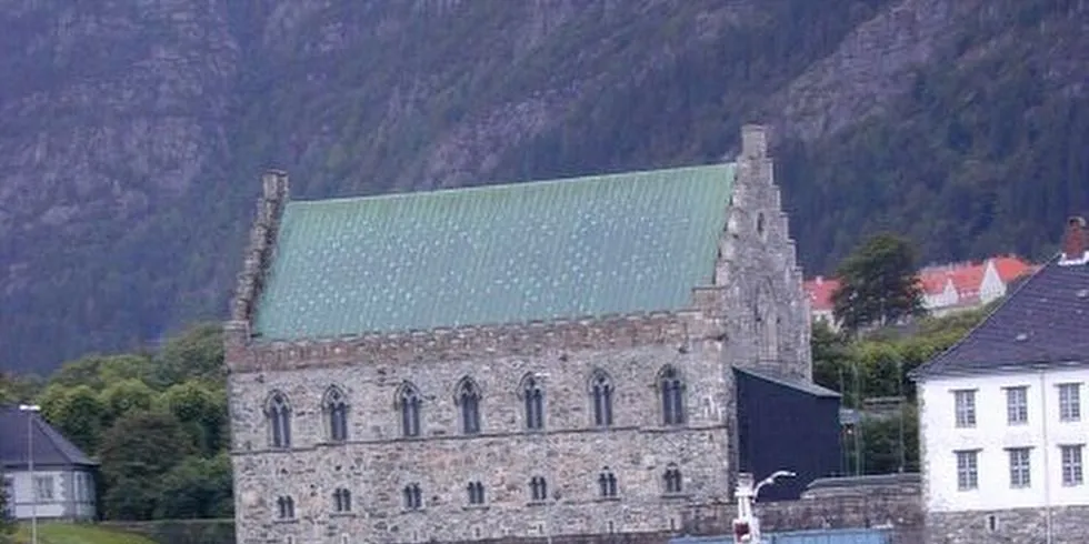 En mann ble mandag morgen funnet omkommet i Vågen, i Bergen ved passasjerfergen "Beffens" anløp på Bradbenken. Illustrasjonsfoto: Geir Bjørn Nilsen