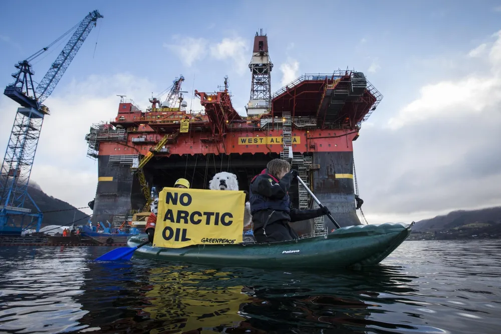 Earlier demo: by Greenpeace at West Alpha