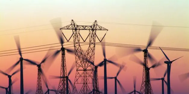 SCE seeks 290MW more small RE
