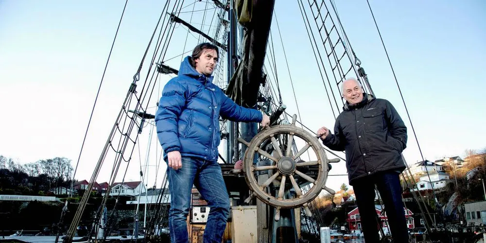 FORNØYD: Christian og faren Inge Halstensen Austevoll er godt fornøyd med fjoråret.Foto: Erlend Haukeland