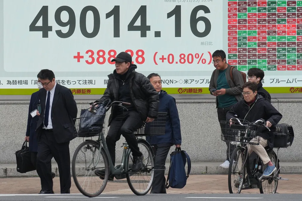 Nikkei-indeksen startet med en oppgang tirsdag morgen – ledet av teknologiselskaper som er en del av forsyningskjeden til datasentre og kunstig intelligens.