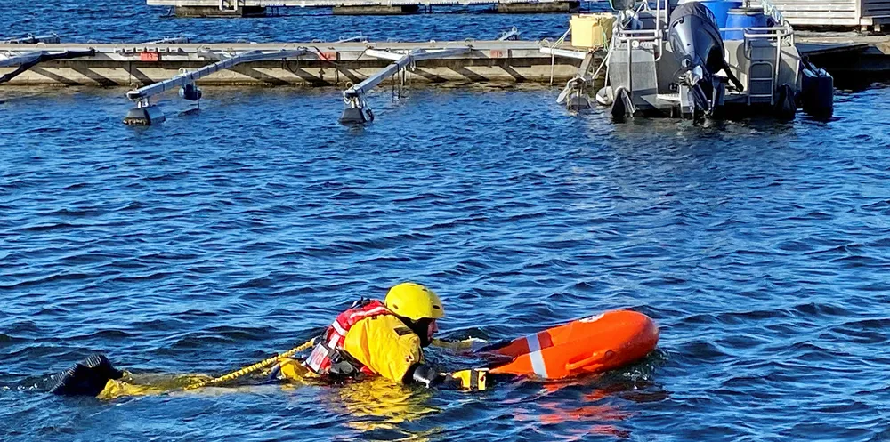 Bøyen skal ha en toppfart på 15 kilometer i timen.