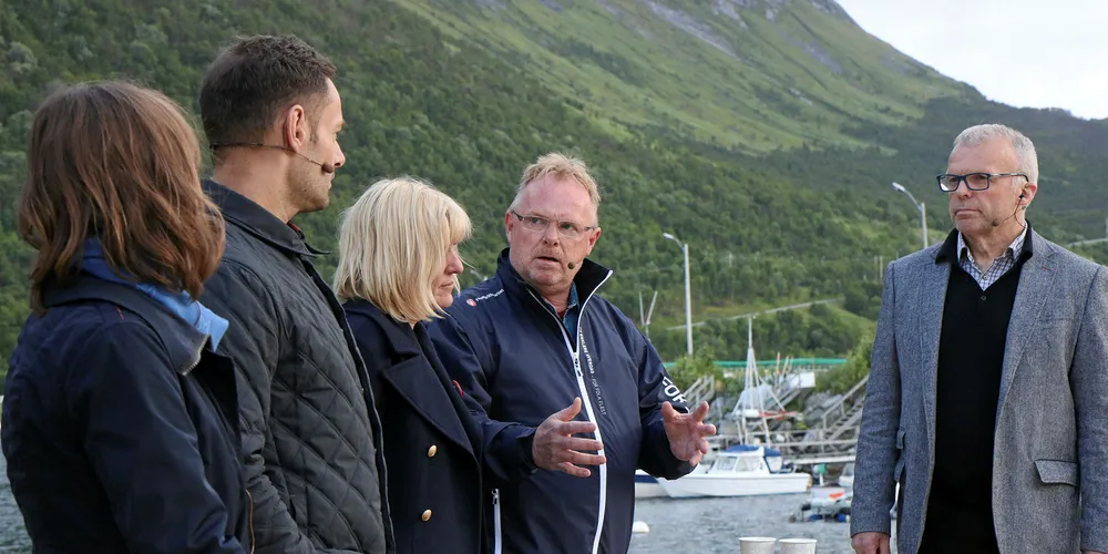 Fiskeriminister Per Sandberg var på hugget under den fiskeripolitiske debatten under Husøydagan.