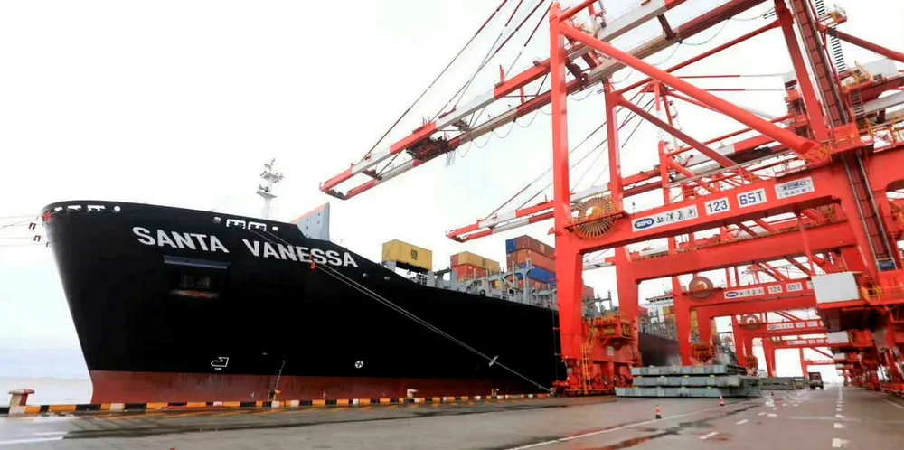 Claus-Petter Offen's 5,662-teu containership Santa Vanessa (built 2005) calls at Shanghai International Port Group (SIPG)'s Yangshan container terminal.
