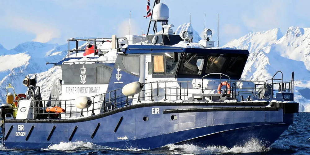 MEGLER: Som oftest ordner fiskerne opp sjøl, men det hender Fiskeridirektoratets «Eir» må trå til for å roe gemyttene.