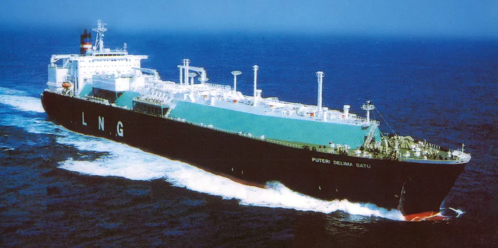MISC's 137,100-cbm LNG carrier Puteri Delima Satu (built 2002) the ship will be converted into an FSU for a Pengerang LNG contract.