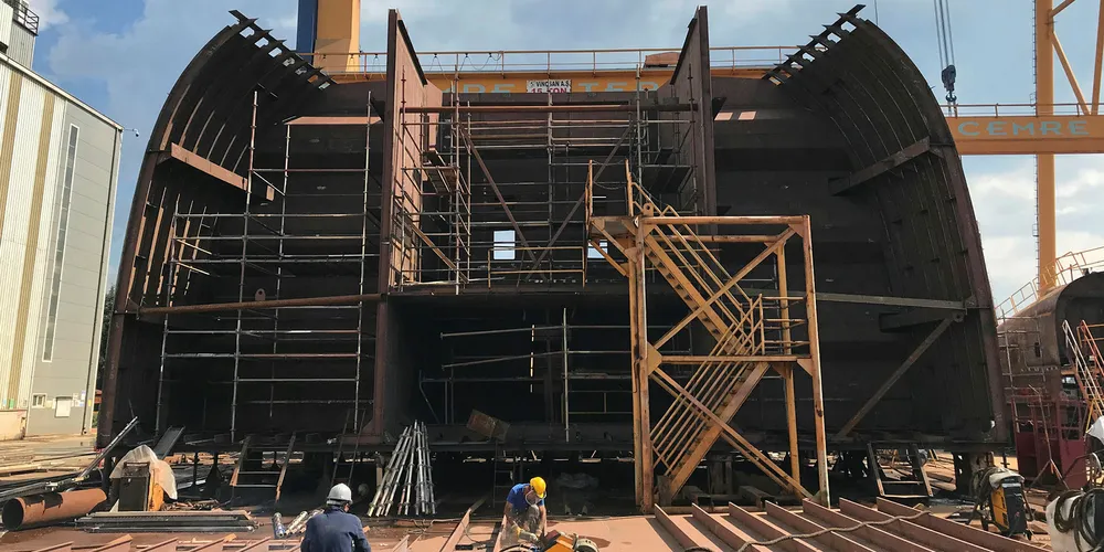 «Sunny Lady» under bygging ved Cemre Shipyard i Tyrkia.