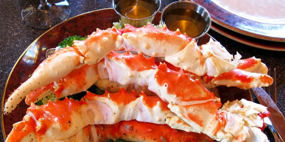 Alaska seafood eco-label adorns Red Lobster's new Crabfest menu items