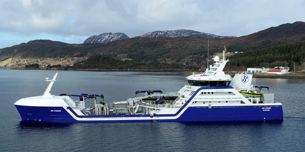 Rostein-rederiets «Ro Vision» har jobbet for Salmar siden den ble satt i drift i vinter.