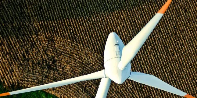 Investigation underway after Enercon turbine collapses in Canada