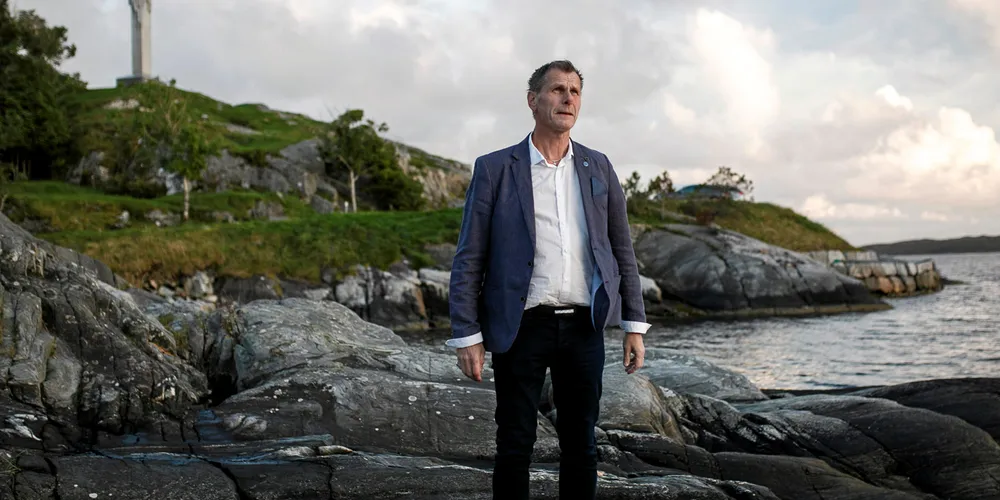 – Jeg tror Witzøe og jeg uten sammenligning for øvrig vil skape større verdier for AS Norge med slike midler enn hva de vil gjøre i statskassen, sier laksegründer Ola Braanaas.
