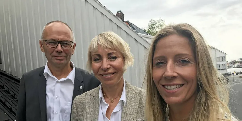 Nina Jensen i WWF Norge, Sissel Rogne, HI og Kjell Ingebrigtsen, Norges Fiskarlag under ArendalsukaFoto: Kjersti Sandvik