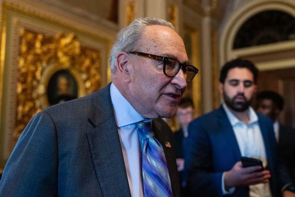 Chuck Schumer er mindretallsleder i det amerikanske senatet og er valgt inn som demokrat fra New York.