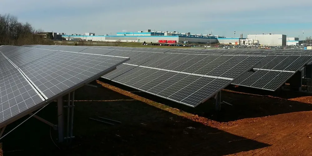 PV array at GM Bowling Green plant