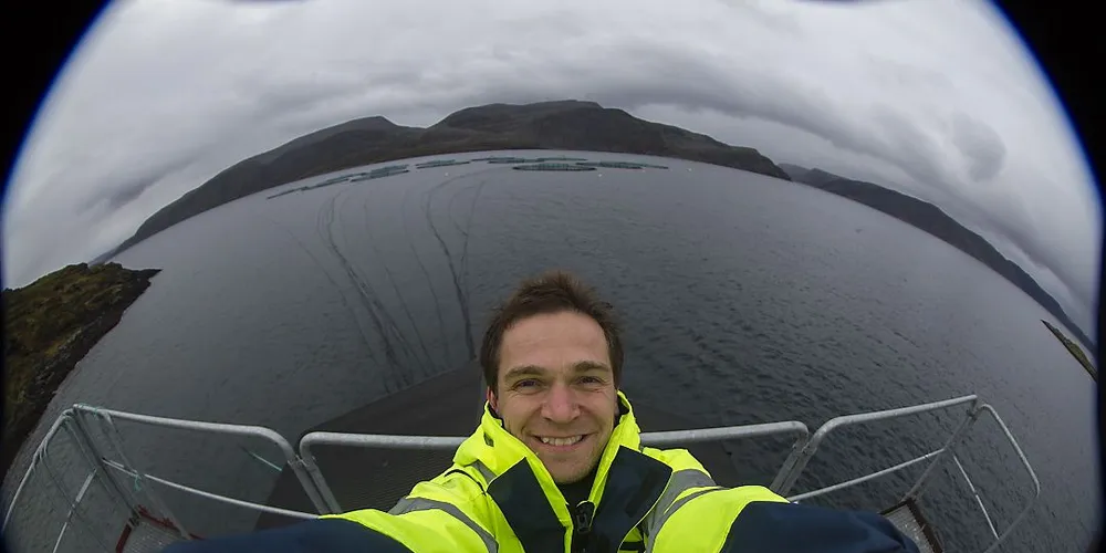 Lasse Sørnes har tatt selfie ved Nordkapp