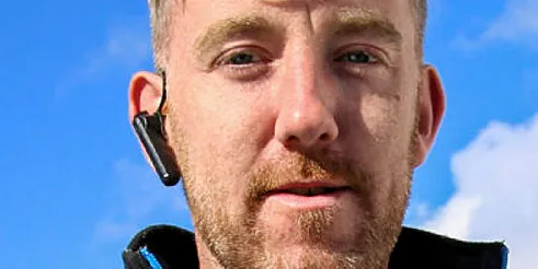 BEKLAGER: Ilone Giske og Christopher McAllister eier Arctic Sea Harvest, rederiet som står bak de 800 teinene som ble beslaglagt på Helgeland i helga. De beklager det som har skjedd og ber nå om ro.