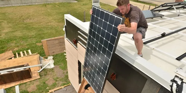 SunPower sues SunEd and former employees