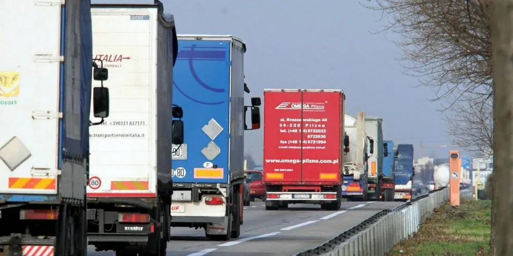 Landeveien vil fortsatt være den viktigste transportåren for laks. Foto: Thierry Gachon/colourbox.com