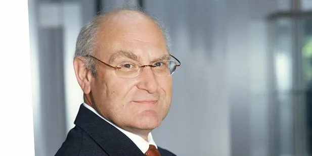 Conergy cuts 2009 losses, sees blue skies for 2010