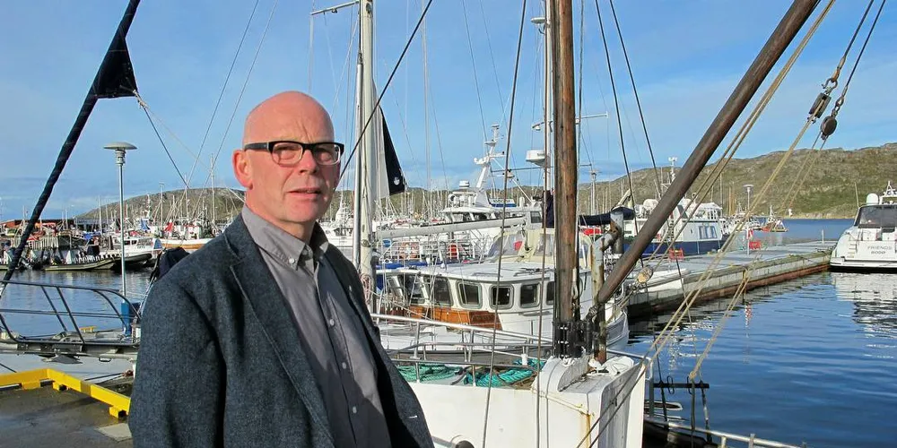 OPPRØRT: Jan Fredriksen, styreleder i Nordland Fylkes Fiskarlag er spent på å høre fiskeriminister Per Sandberg svare andre kommuner enn Lebesby og Gamvik, på hvorfor de ikke får distriktskvoter.