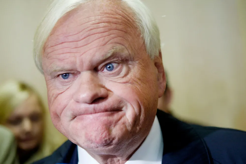John Fredriksen er største eier i Seadrill, som har søkt om konkursbeskyttelse i USA for andre gang siden 2017. Nå slipper ikke bankene unna store tap, og først i rekken er den norske stat gjennom Garantiinstituttet for eksportkreditt (Giek).