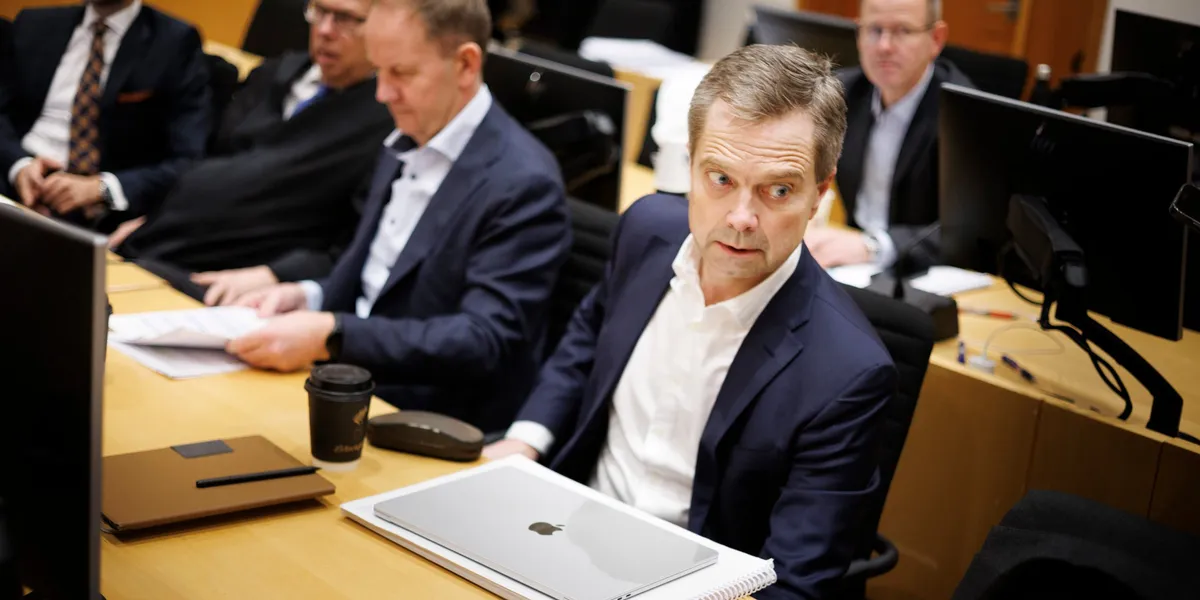 Solstads «gordiske knute»: – Dramatiske ord å bruke i en styreprotokoll