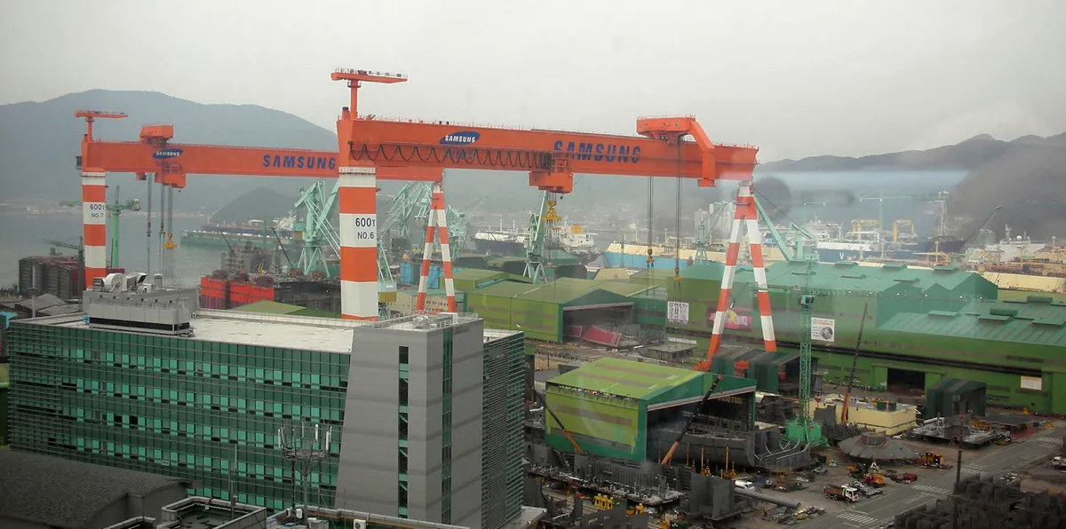 One dead in fire on tanker newbuilding Samsung Heavy Industries