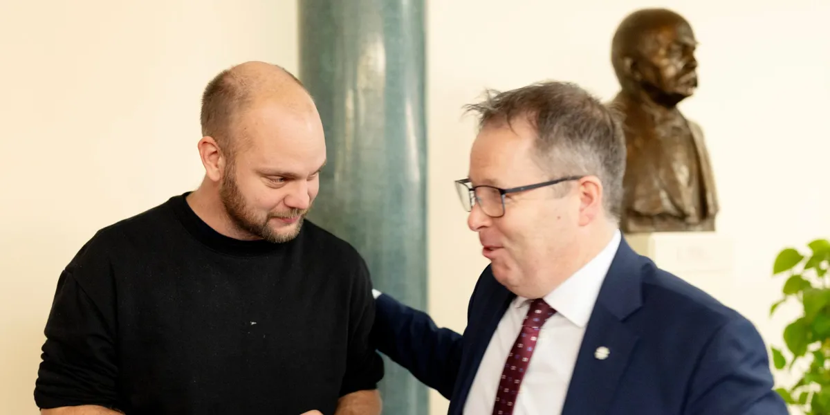 Nå starter budsjettforhandlingene: – Vi vil vel tyne næringslivet mest mulig da