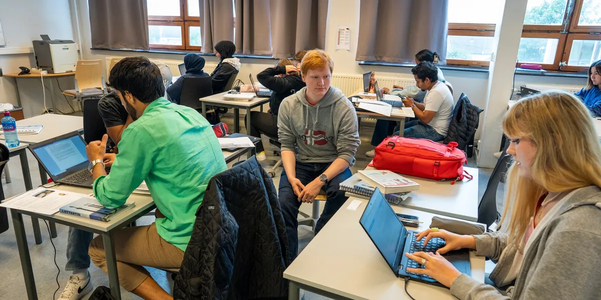 Borgerlig valgskred i skolevalget: Frp klart størst med 26 prosent av stemmene