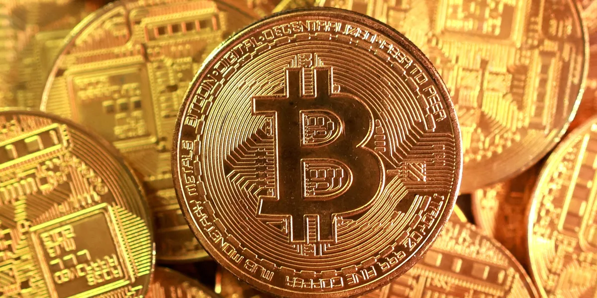 USA beslaglegger bitcoin for 15 milliarder dollar – avslører globalt svindelnettverk