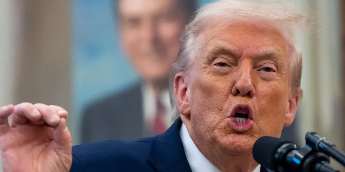 Trump erklærer Venezuelas regime for terrororganisasjon – innfører oljeblokade