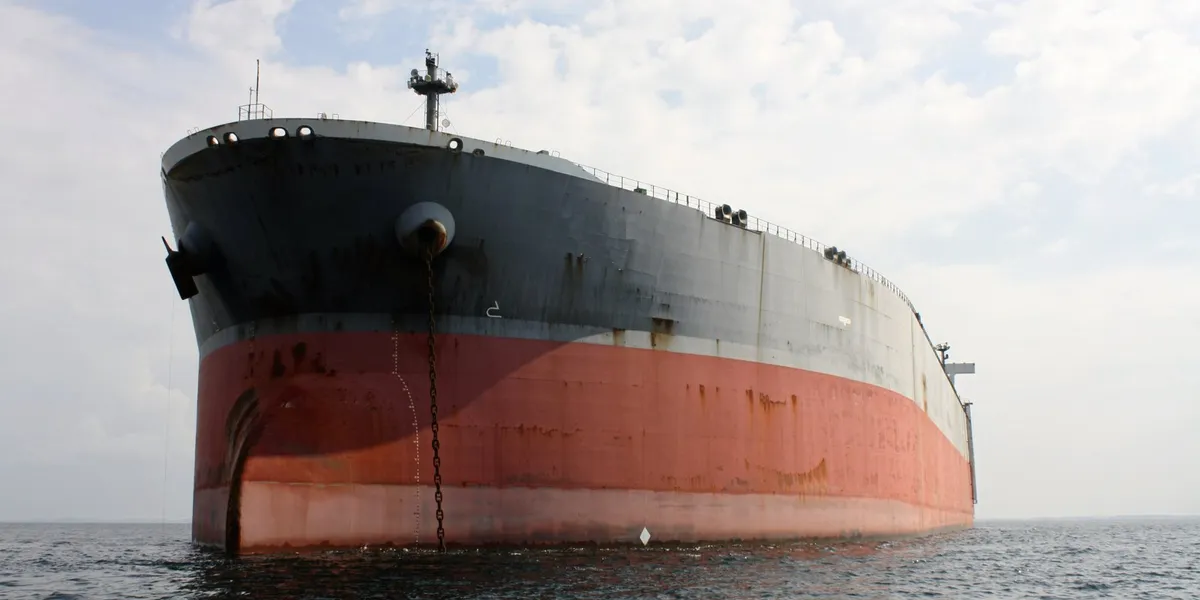 China warns of VLCC adrift in the South China Sea