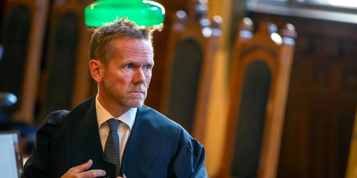 Regjeringsadvokat uten ørevoks