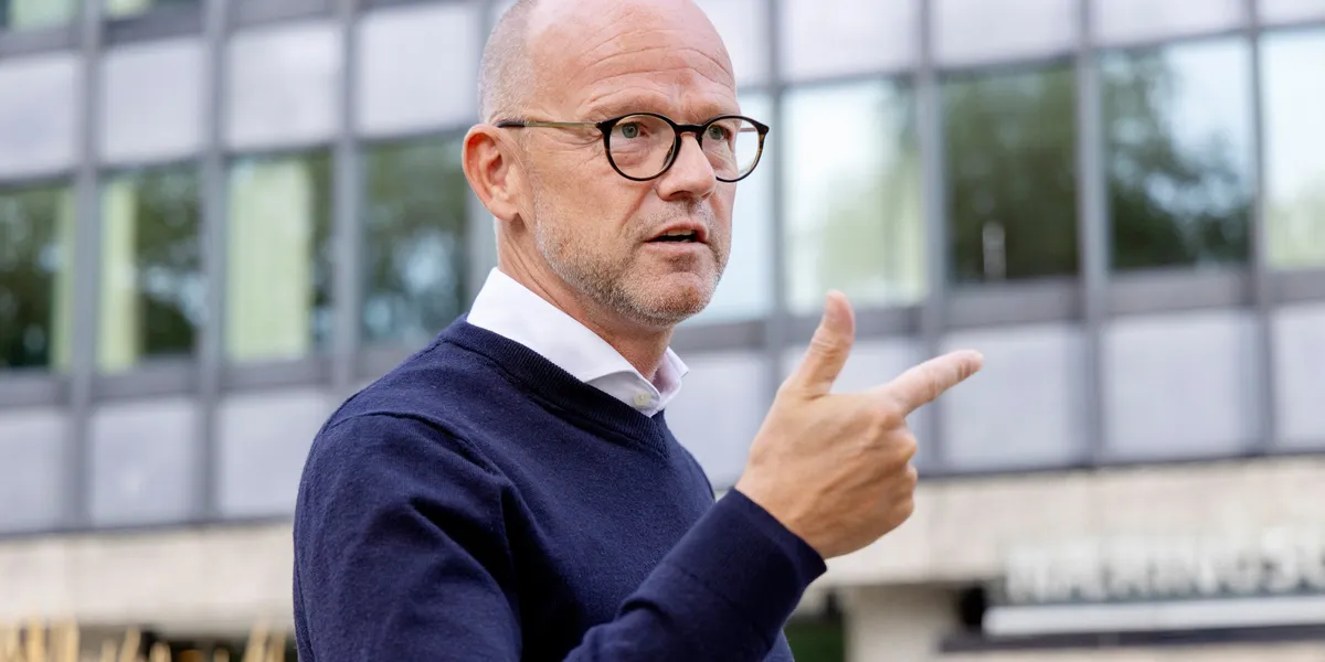 NHO slår alarm etter Sveits-flyttinger: – Regjeringen må agere nå