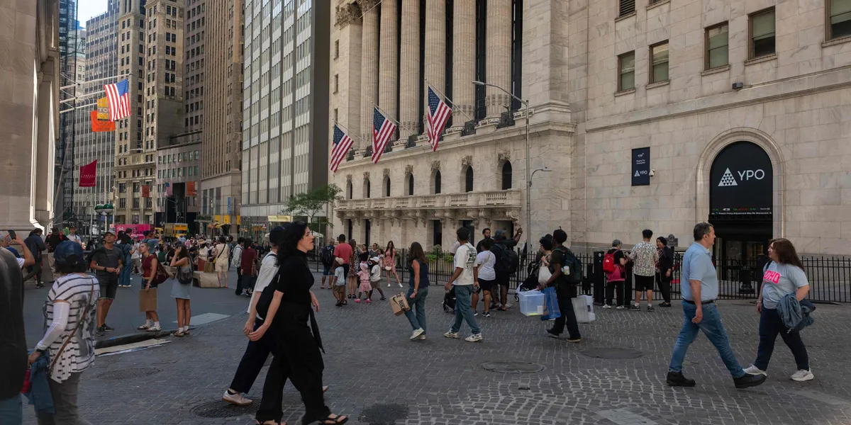 Wall Street åpner markant ned etter langhelg