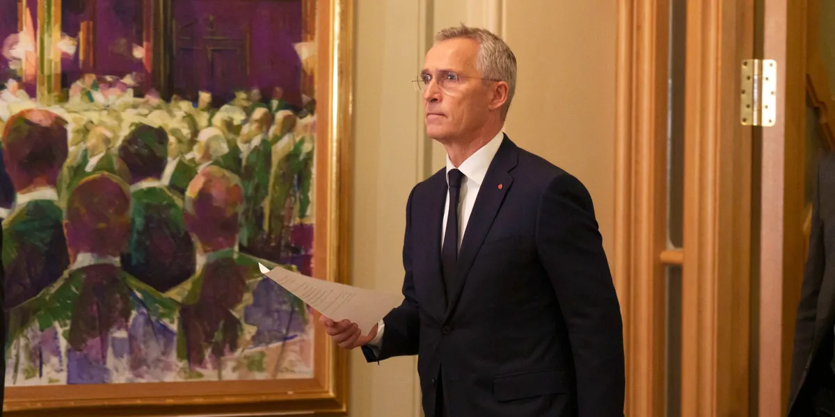 Kveldsdisputt mellom Stoltenberg og Vedum