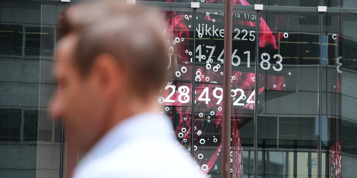Asia-børsene trosser Trump-utspill og nervøse investorer på Wall Street: – Ser du én kakerlakk, finnes det flere