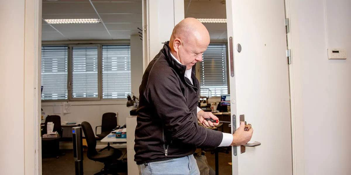 Norges største låsesmed merker nedtur i byggebransjen