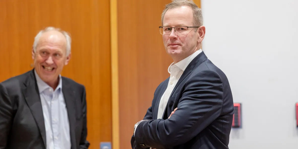 Røkke-topp grillet om sluttavtale på 57 mill.