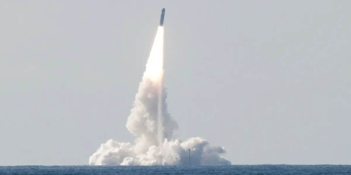 Banker med u-sving: Letter på krav om våpenaksjer