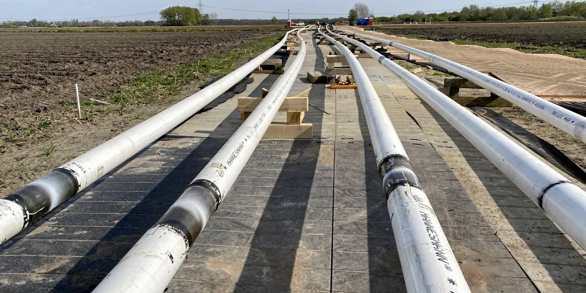 'Mostly unusable' | Existing gas pipes would need massive retrofit or crippling de-rating to carry hydrogen: study