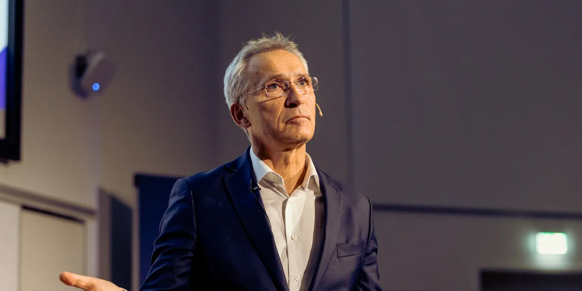 Ut mot Stoltenbergs argument: – Villedning