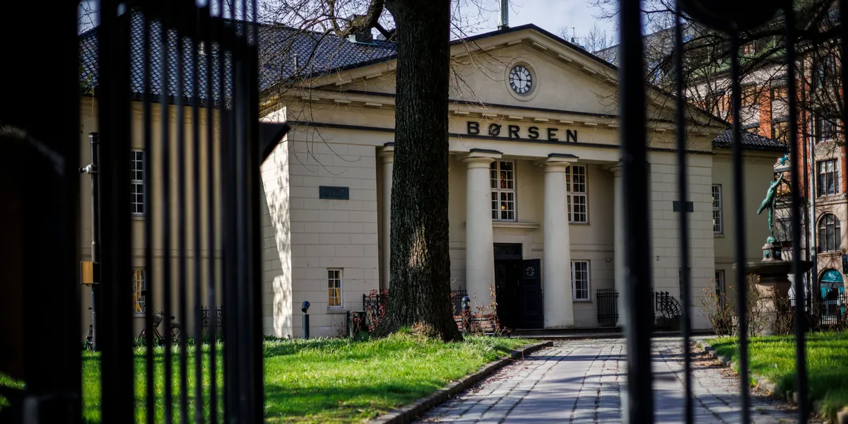 Oslo Børs stiger fra start