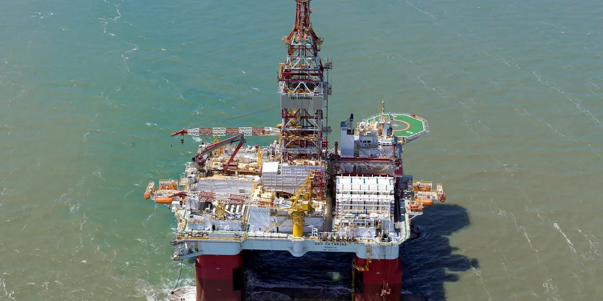 Red-hot deepwater rig retained for more Indonesia action
