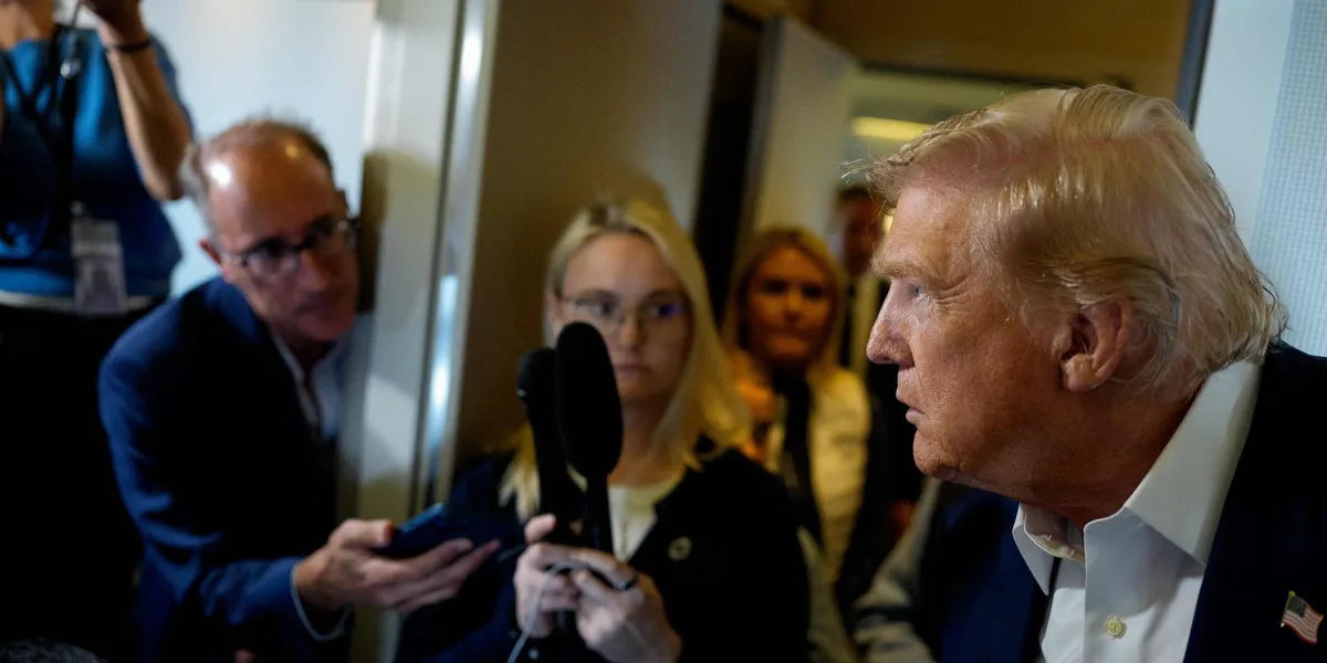 Trump presser verden mot handelsfrist – avtaler og trusler i siste liten