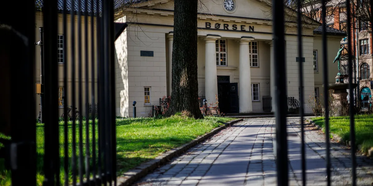 Oslo Børs starter forsiktig opp