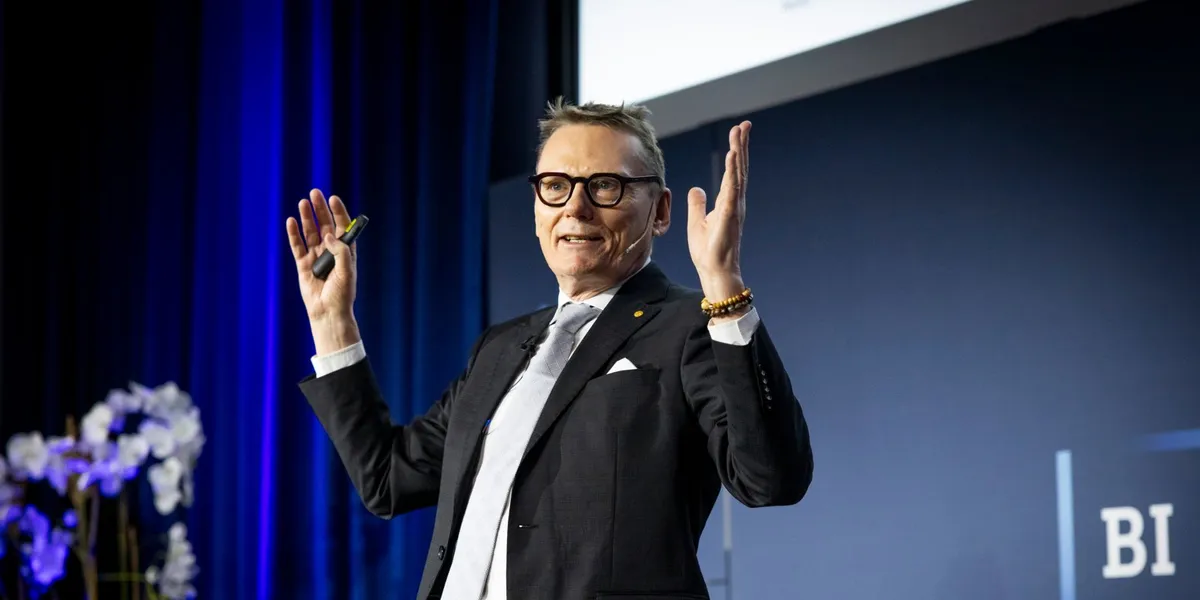 No­bel­pris­vin­ner om USA: – In­sti­tu­sjo­ne­ne er un­der al­vor­lig press